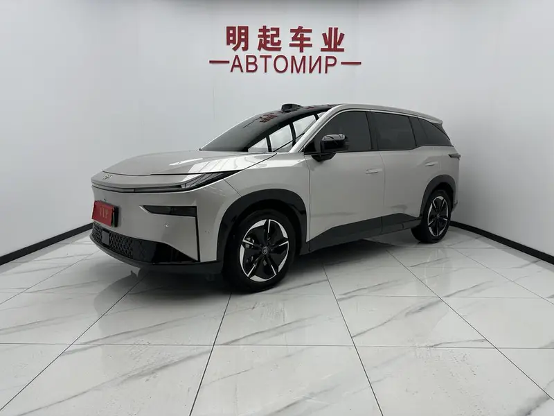Toyota Bozhi 3X