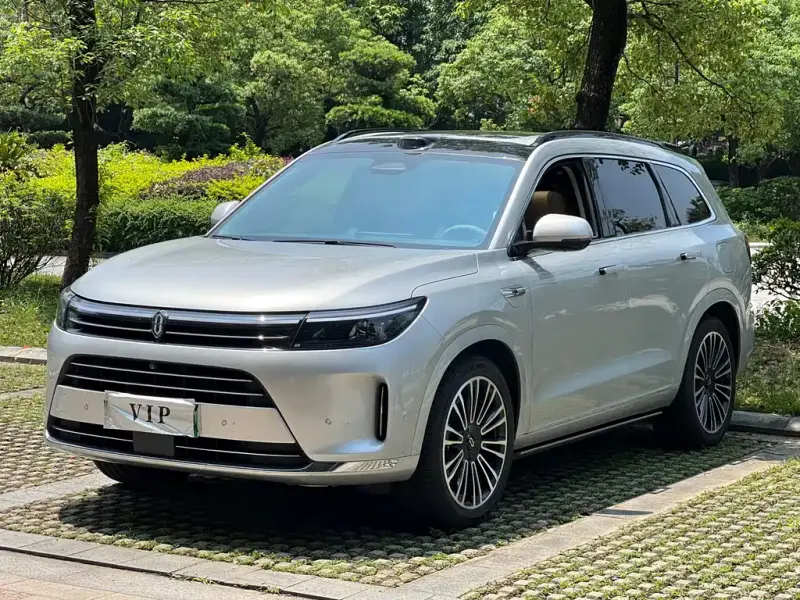 AITO M7