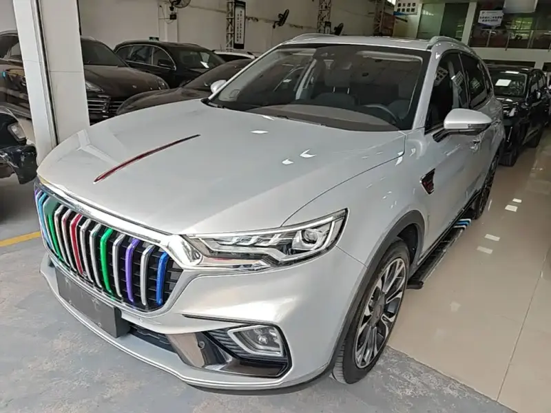 Hongqi HS5