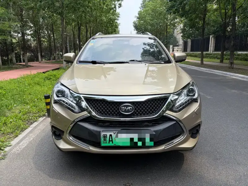 BYD Tang