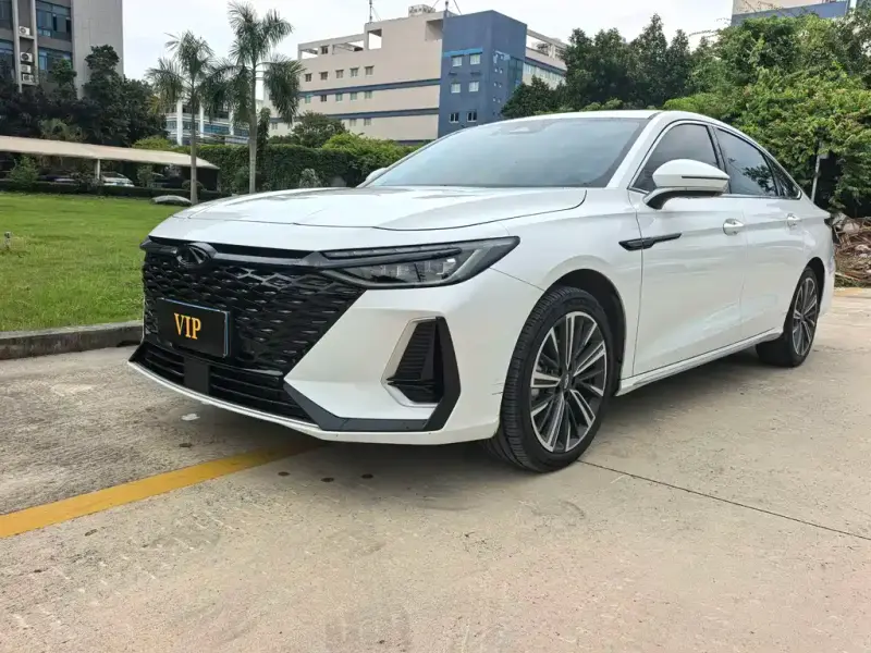 Chery Arrizo 8