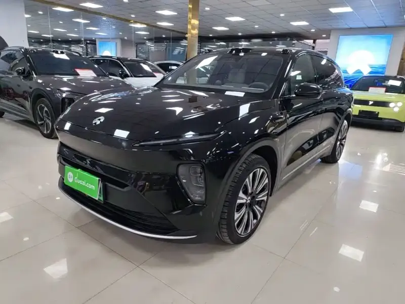 NIO ES8