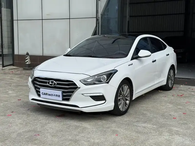 Hyundai Mistra