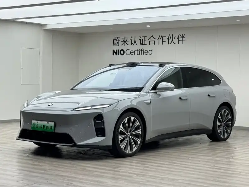 NIO ET5T