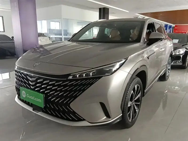 Roewe MG HS (RX5)