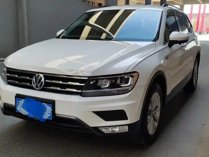 Volkswagen Tiguan L