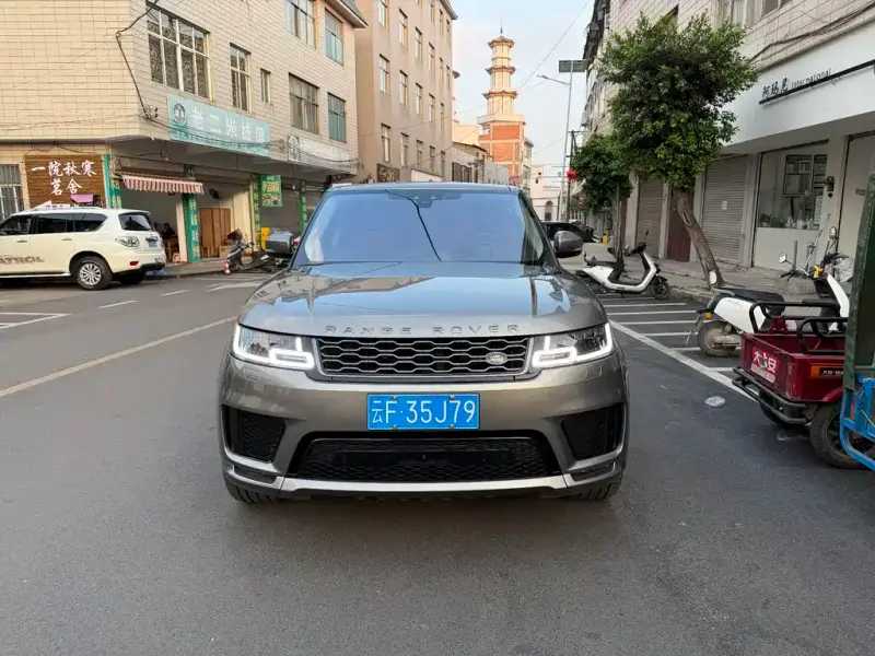 Land Rover Sport