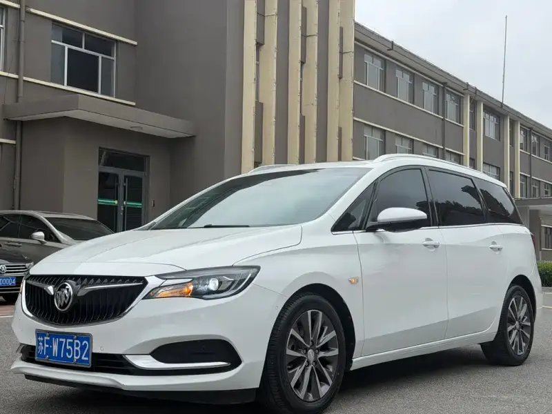 Buick GL6