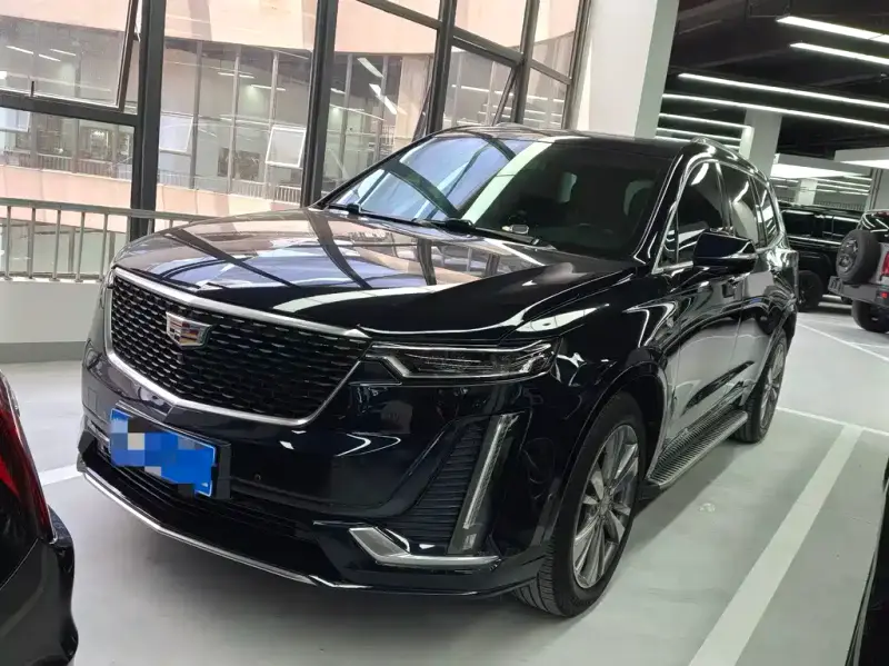 Cadillac XT6