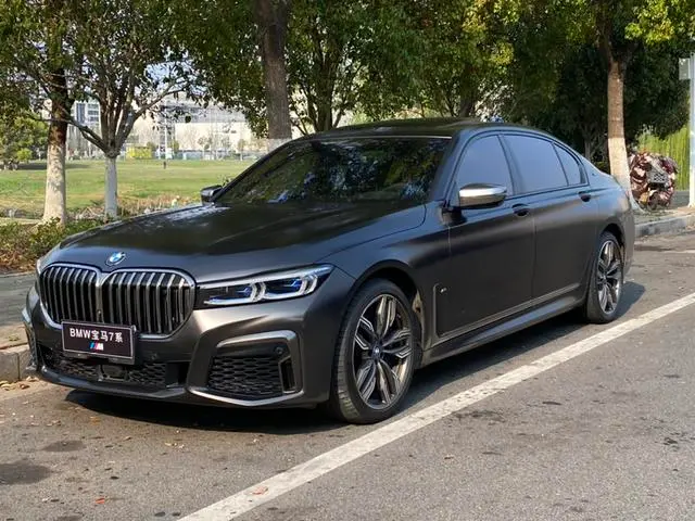BMW 7-Series