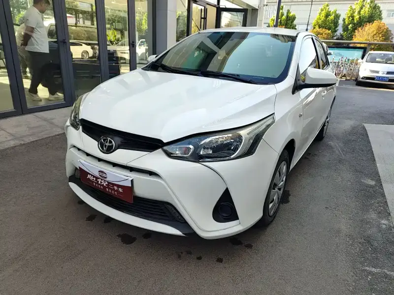 Toyota Yaris L