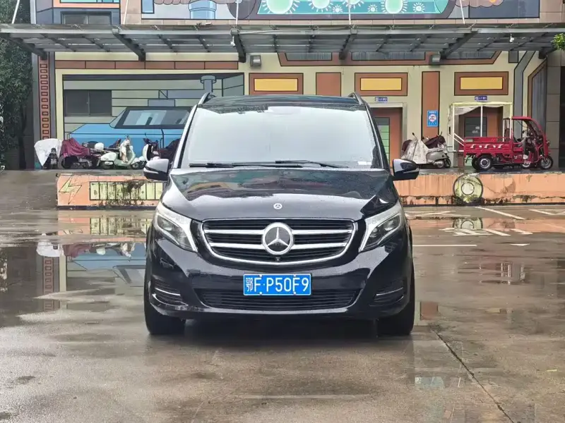 Mercedes-Benz V-Class