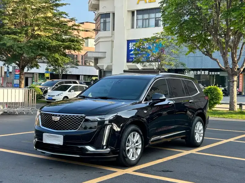 Cadillac XT6