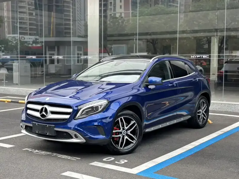 Mercedes-Benz GLA