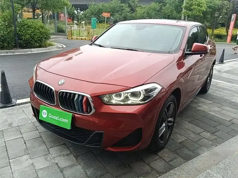 BMW X2