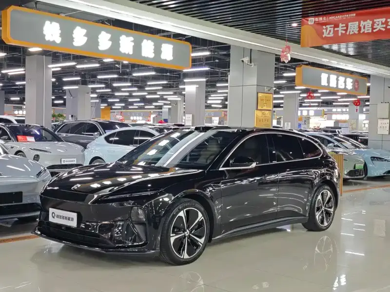 NIO ET5T