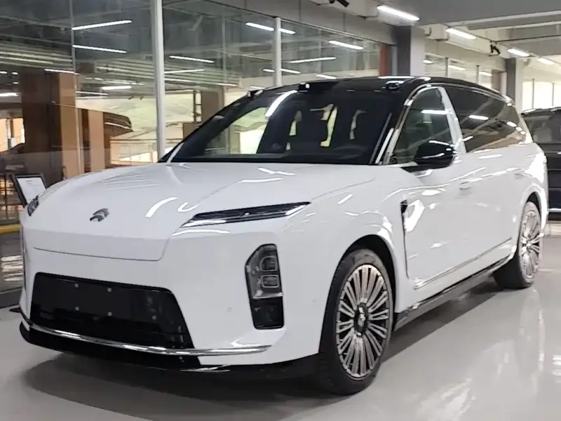 NIO ES8