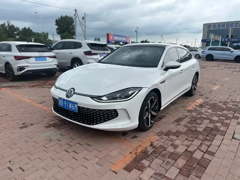 Volkswagen Lamando