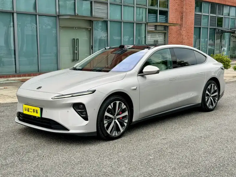 NIO ET7