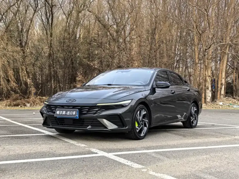 Hyundai Elantra
