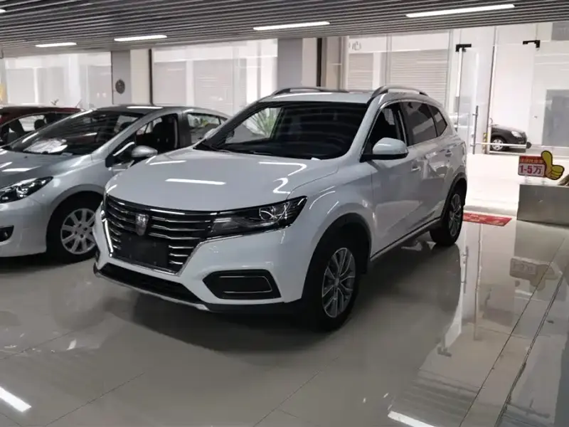 Roewe MG HS (RX5)