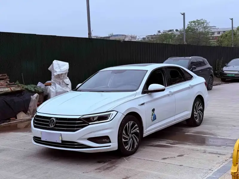 Volkswagen Sagitar