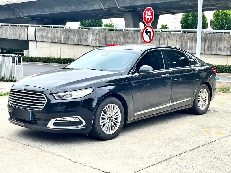 Ford Taurus