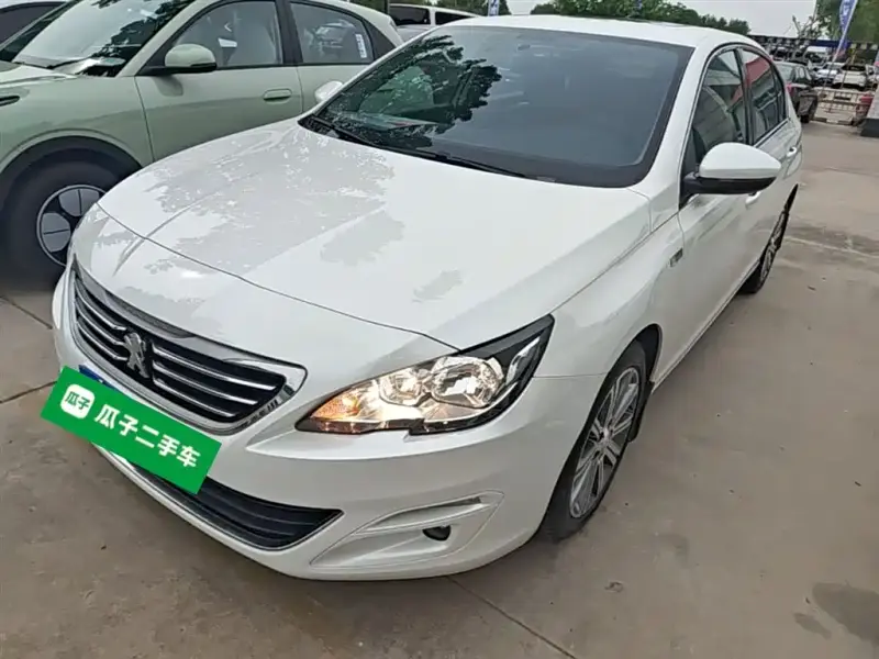 Peugeot 408