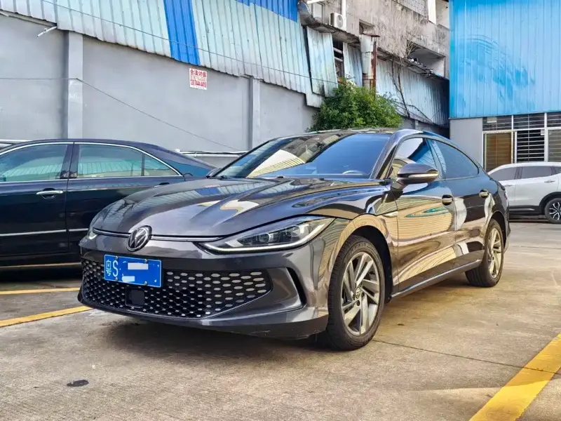 Volkswagen Lamando