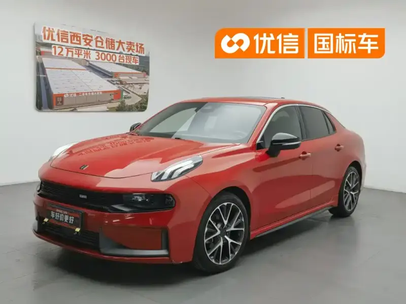 Lynk & Co 03