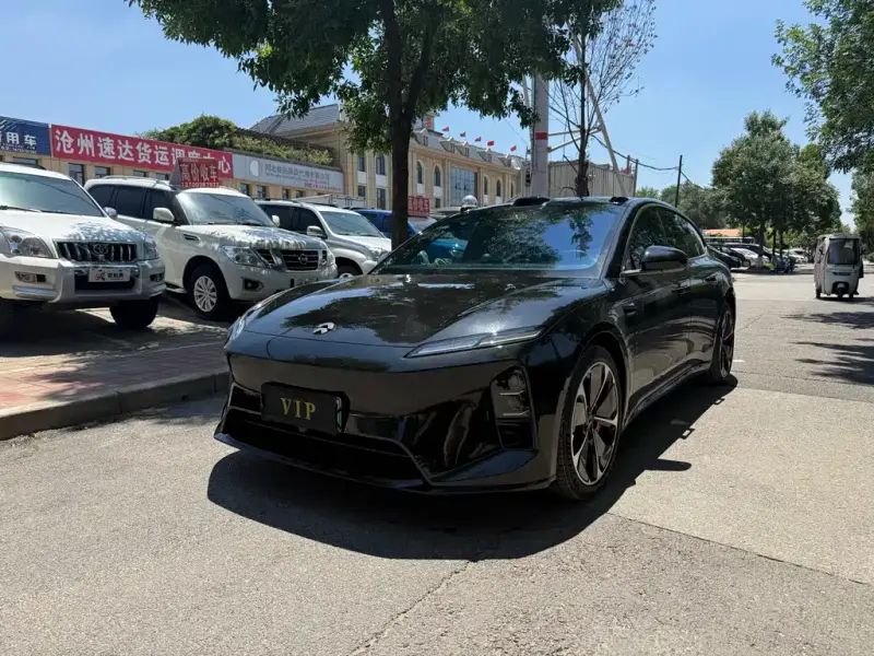 NIO ET5T