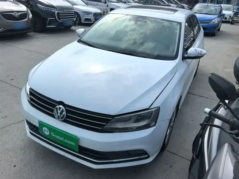 Volkswagen Sagitar