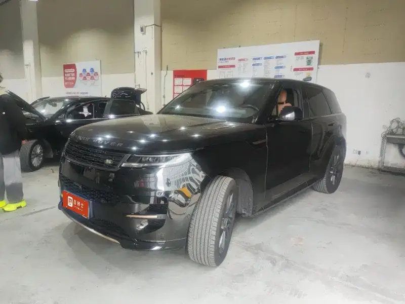Land Rover Sport