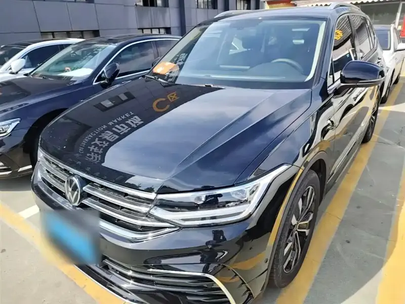 Volkswagen Tiguan L