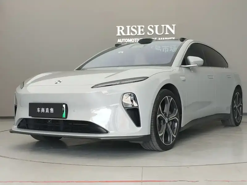 NIO ET5T