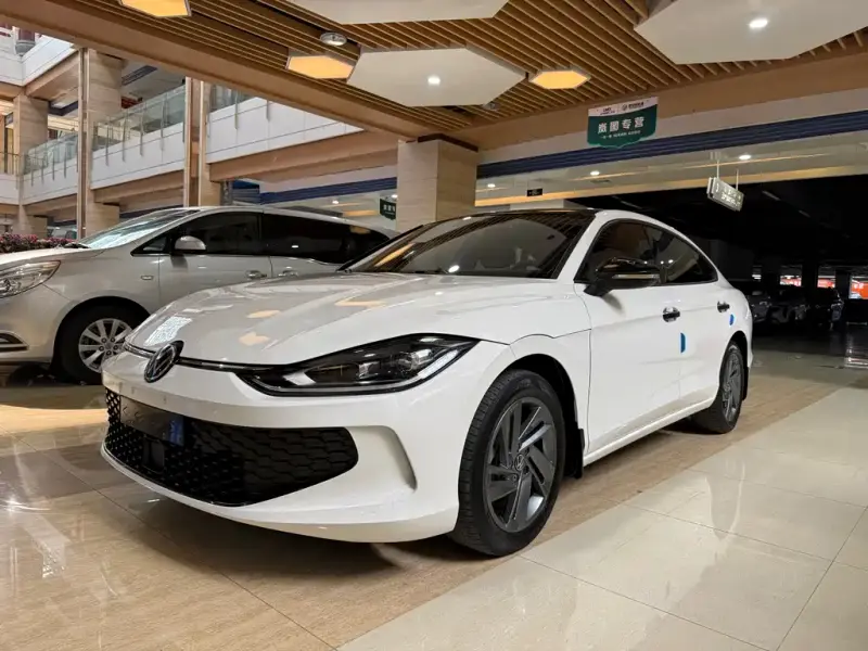 Volkswagen Lamando