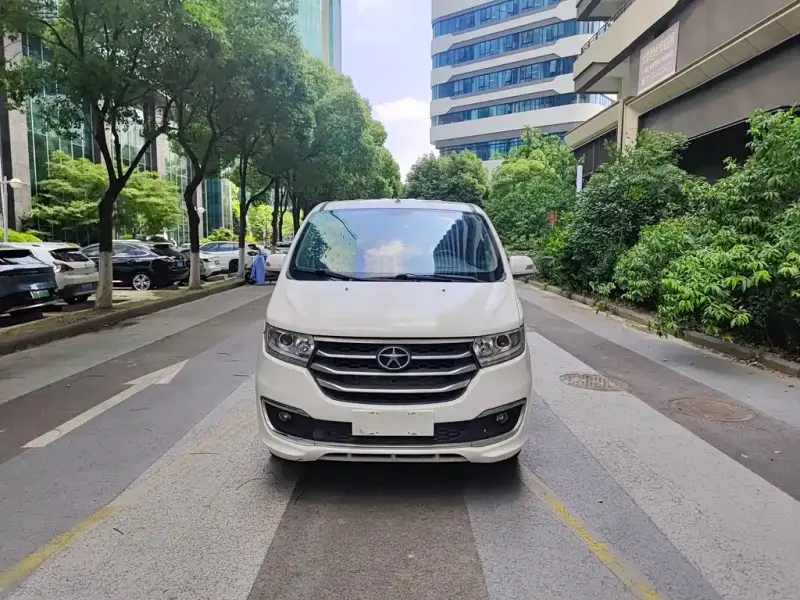 JAC Refine Refine M3