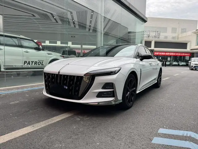 Hongqi H6