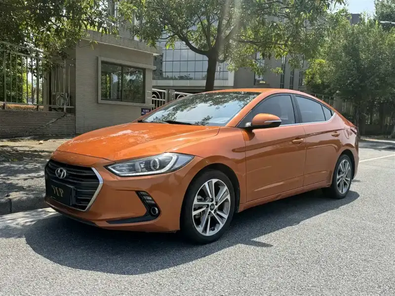 Hyundai Elantra