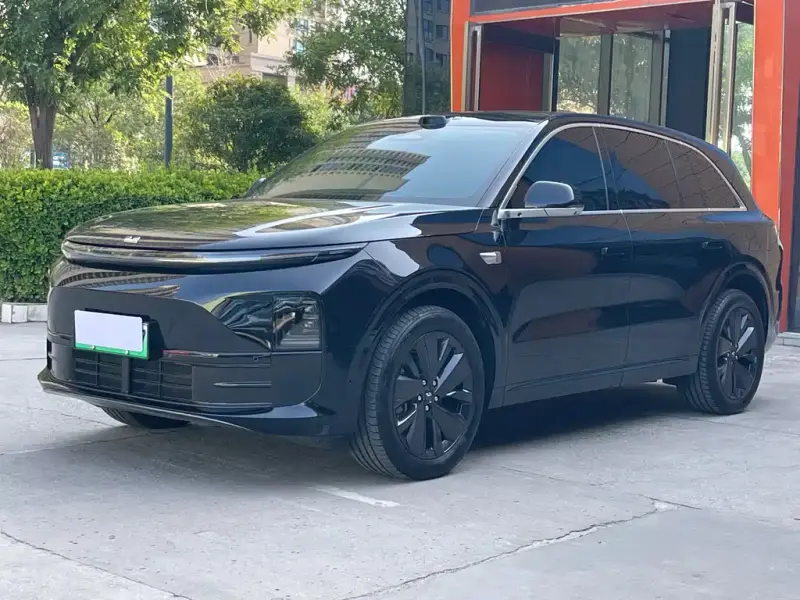 Li Auto L6