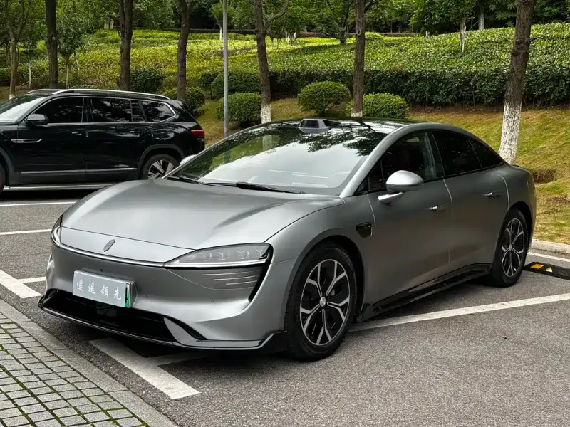 Luxeed Zhijie S7