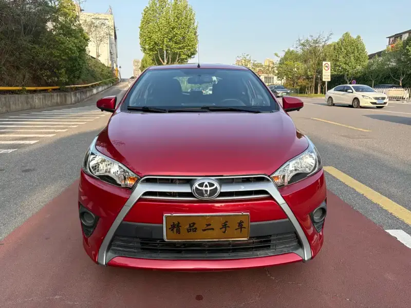 Toyota Yaris L