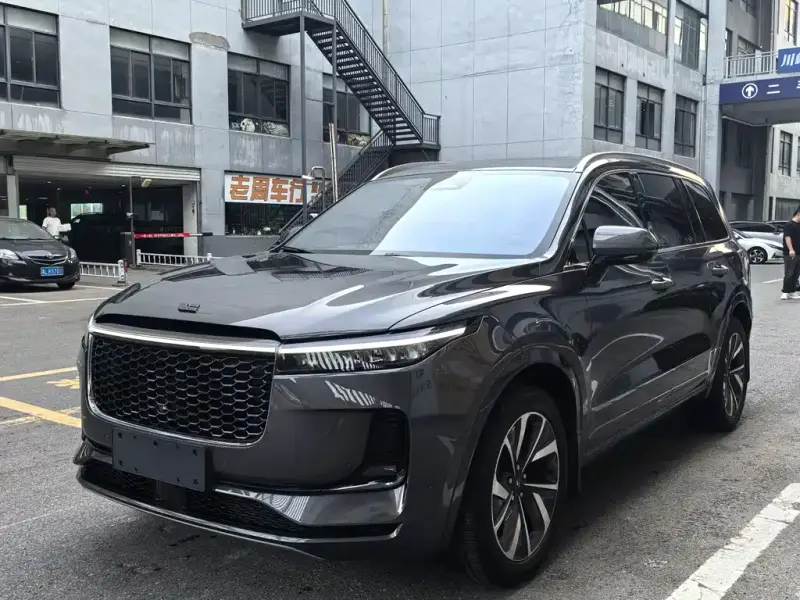 Li Auto ONE
