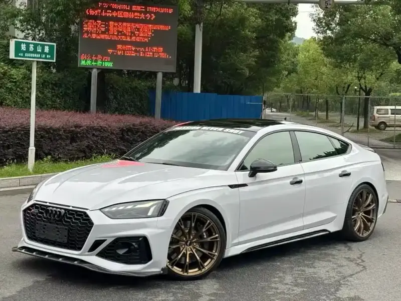 Audi RS 5