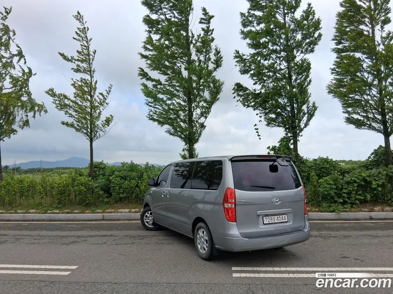 Hyundai H-1