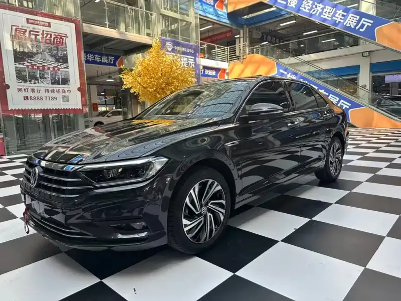 Volkswagen Sagitar