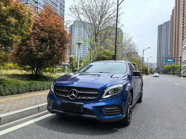 Mercedes-Benz GLA