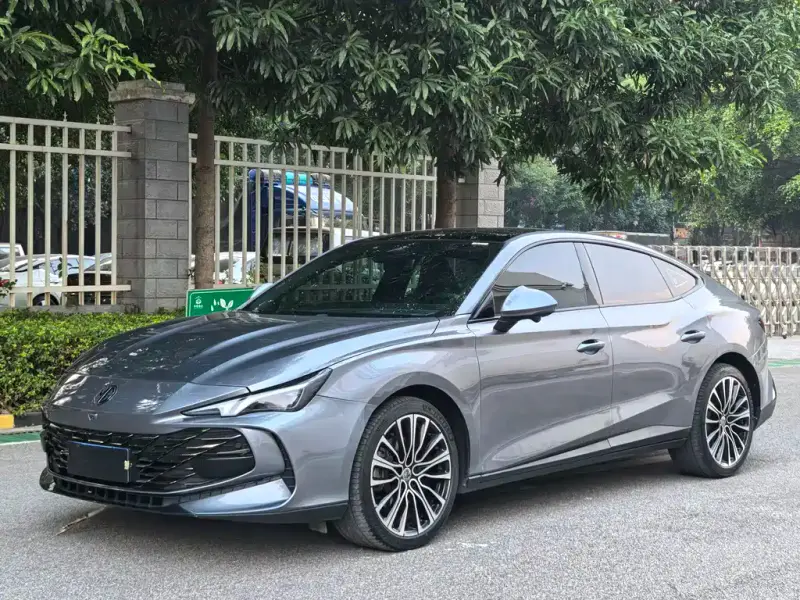 MG MG7