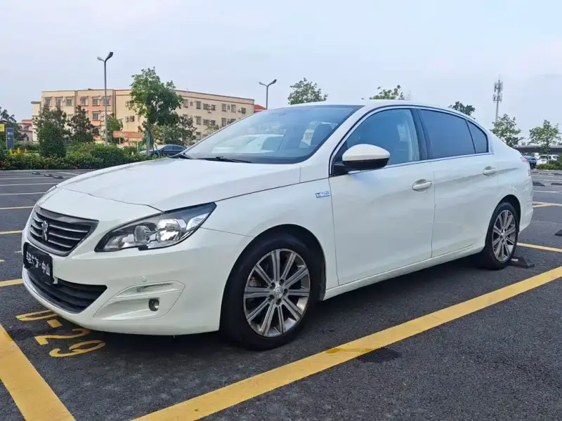Peugeot 408