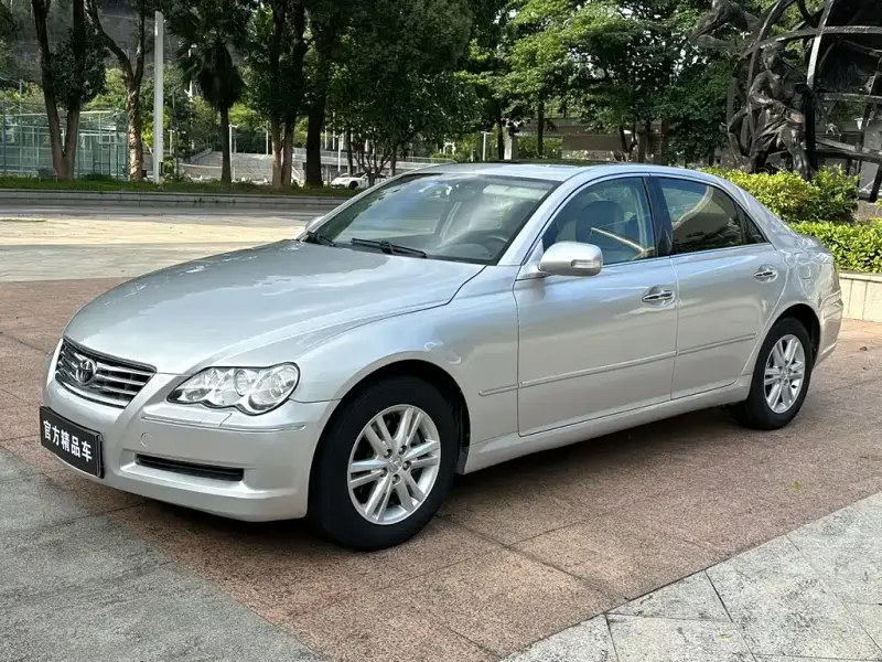 Toyota Reiz